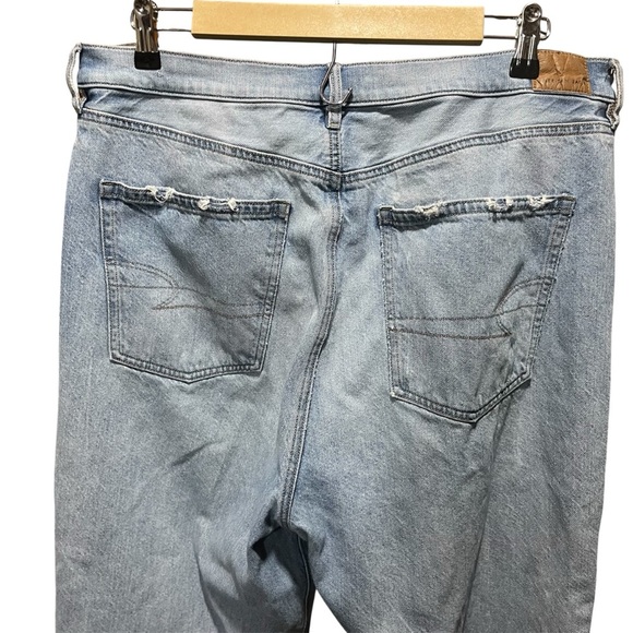 American Eagle Outfitters Light Blue Baggy Jeans - Picture 3 of 10
